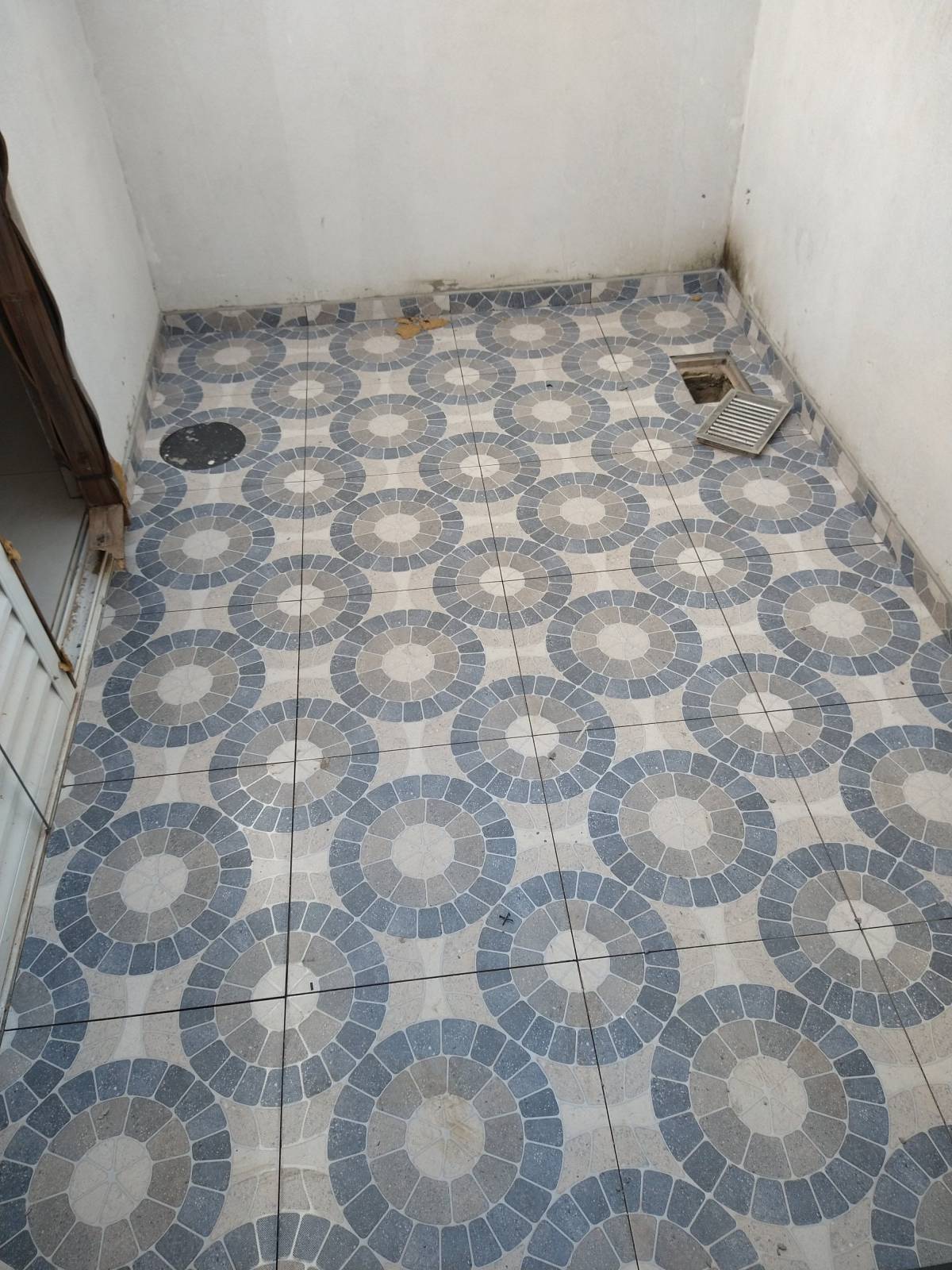 Jr remodelações - Caldas da Rainha - Pavillon aufbauen