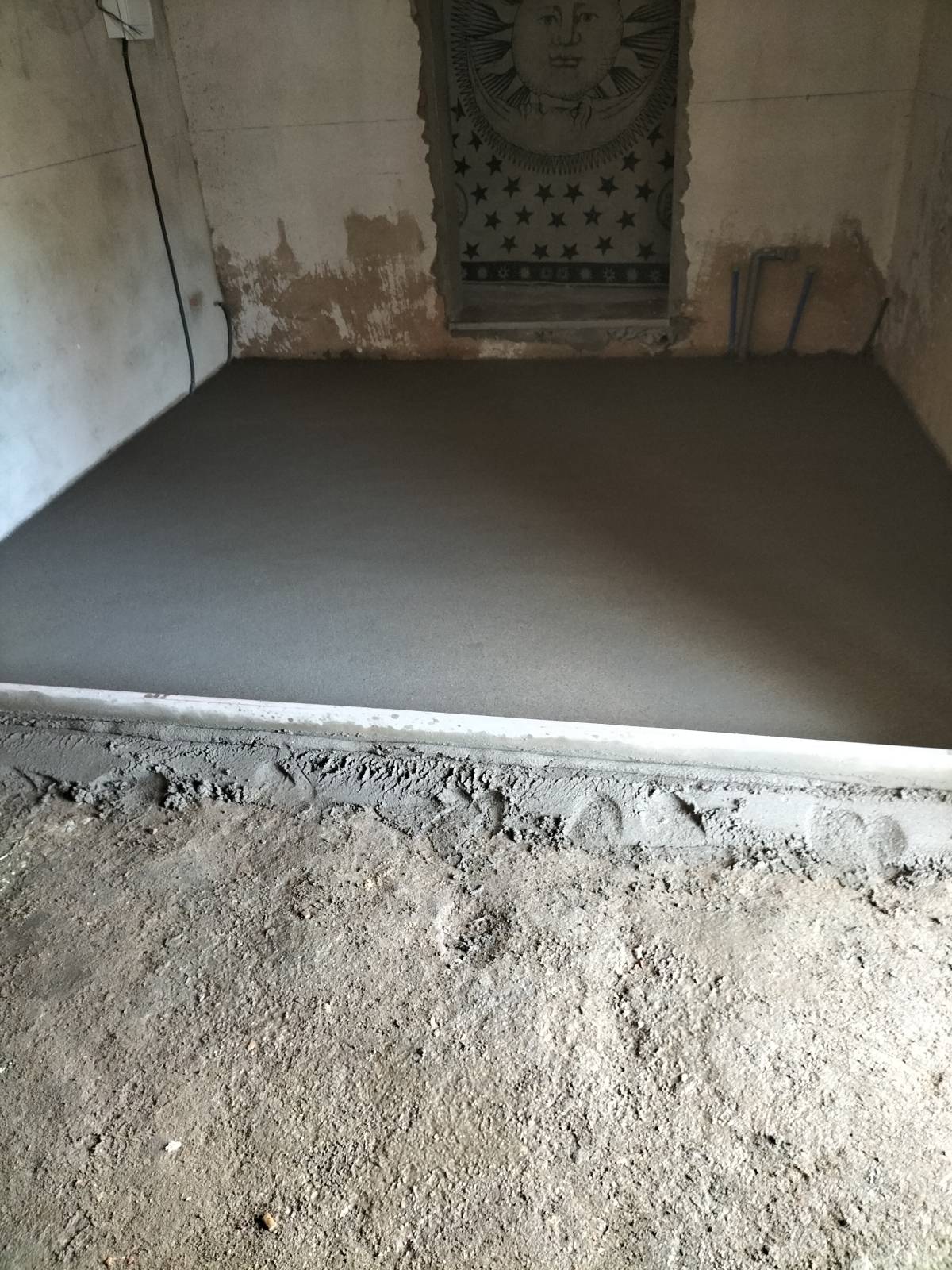 Volutas e arestas unipessoal lda - Rio Maior - Tiling