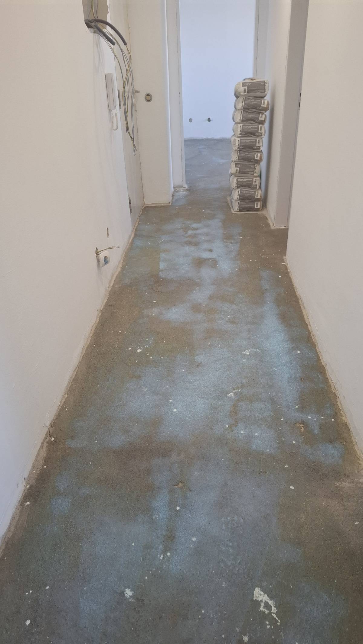 Tokfinal remodelações e pinturas - Loulé - Caulking