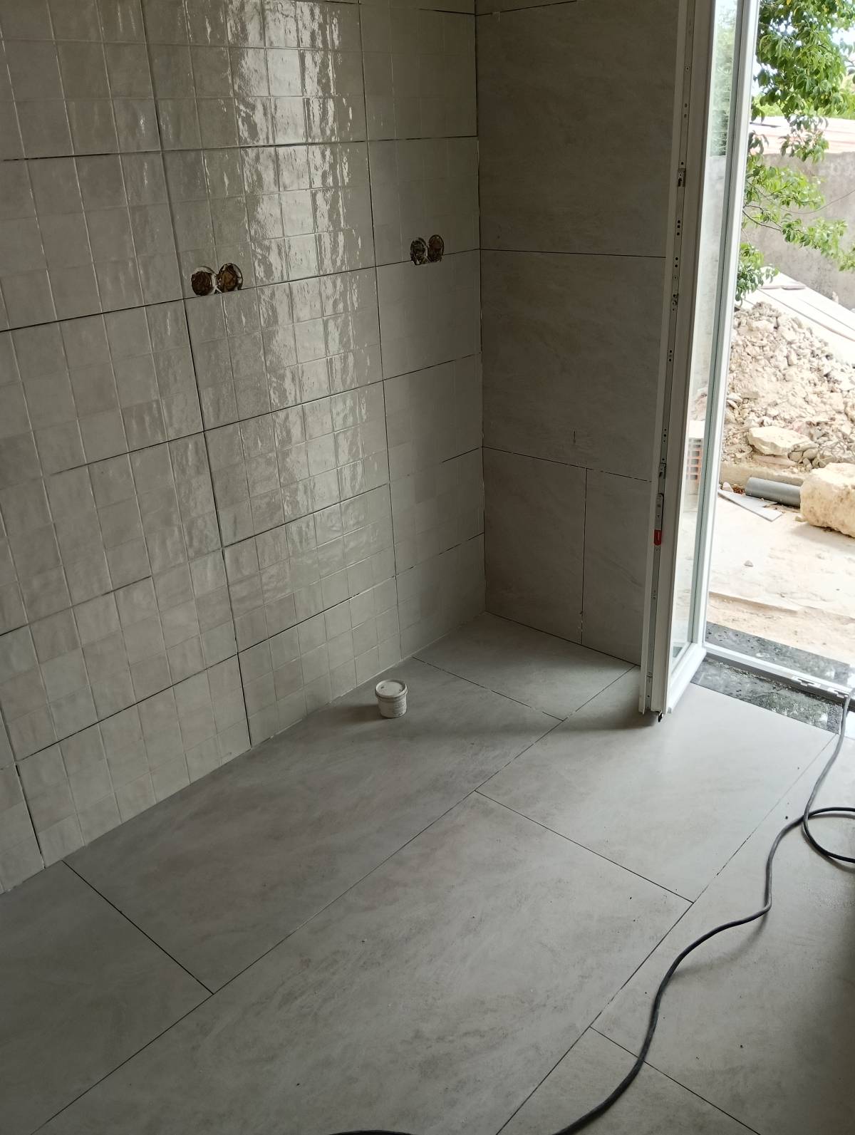 Volutas e arestas unipessoal lda - Rio Maior - Construcción de Casa Modular