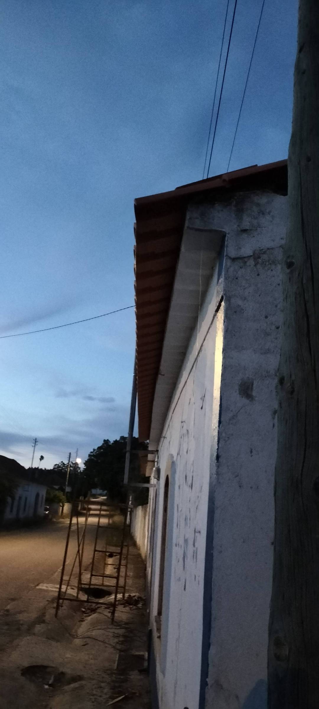 Volutas e arestas unipessoal lda - Rio Maior - Store Renovation