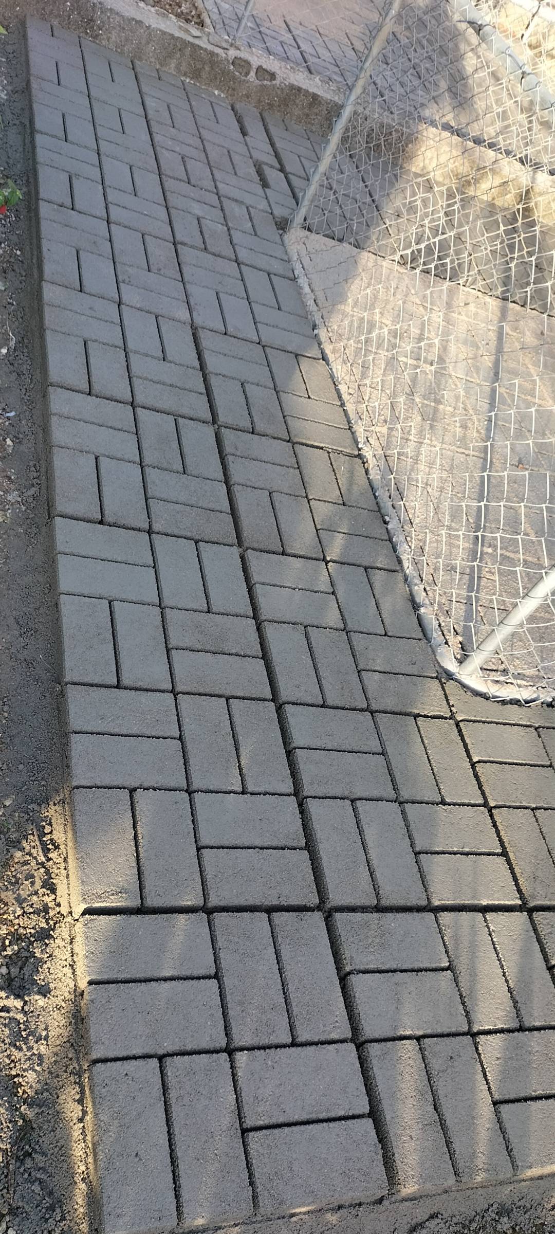 Volutas e arestas unipessoal lda - Rio Maior - Roof Repair or Maintenance