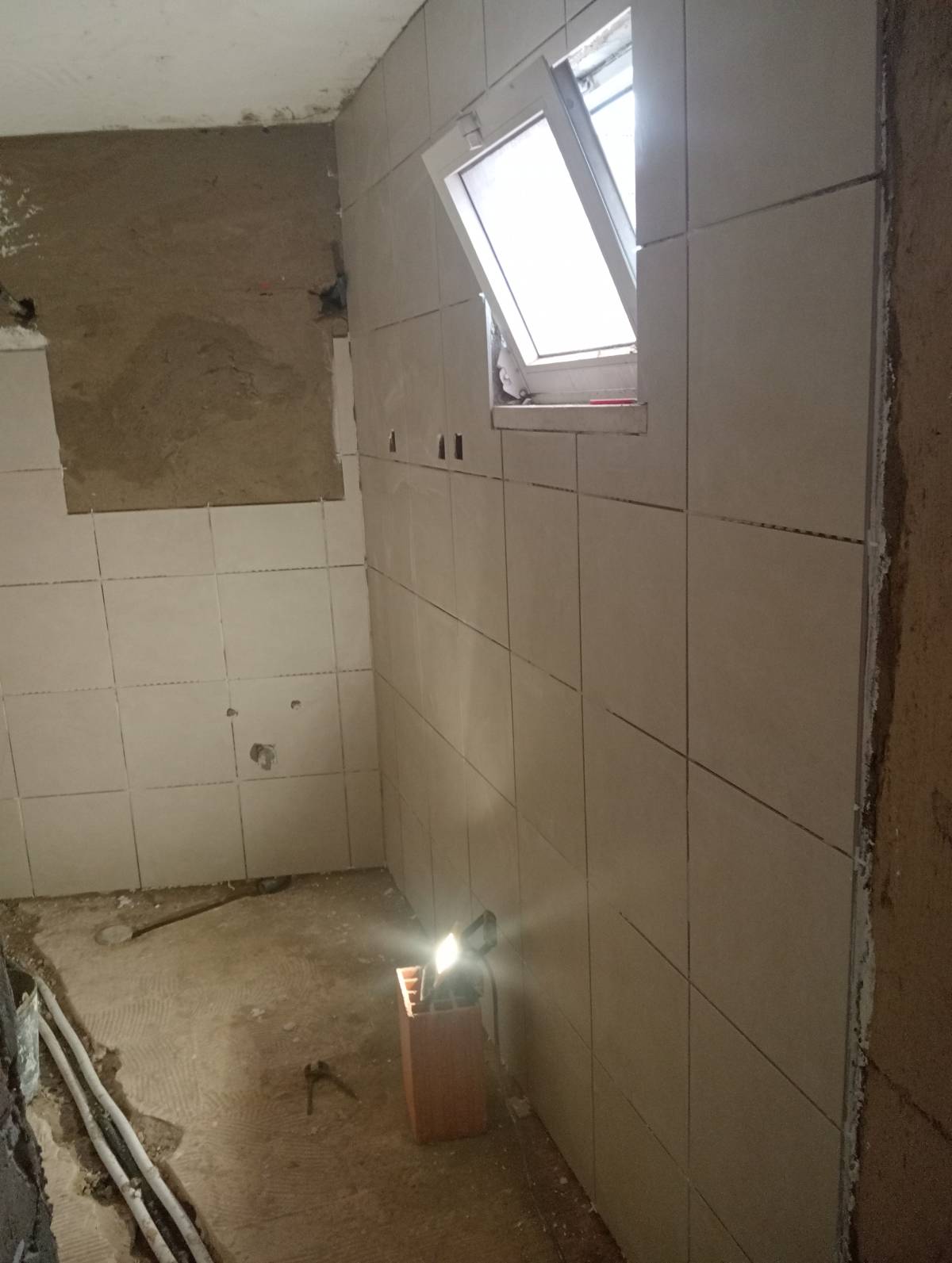 Volutas e arestas unipessoal lda - Rio Maior - Odd Jobs Service