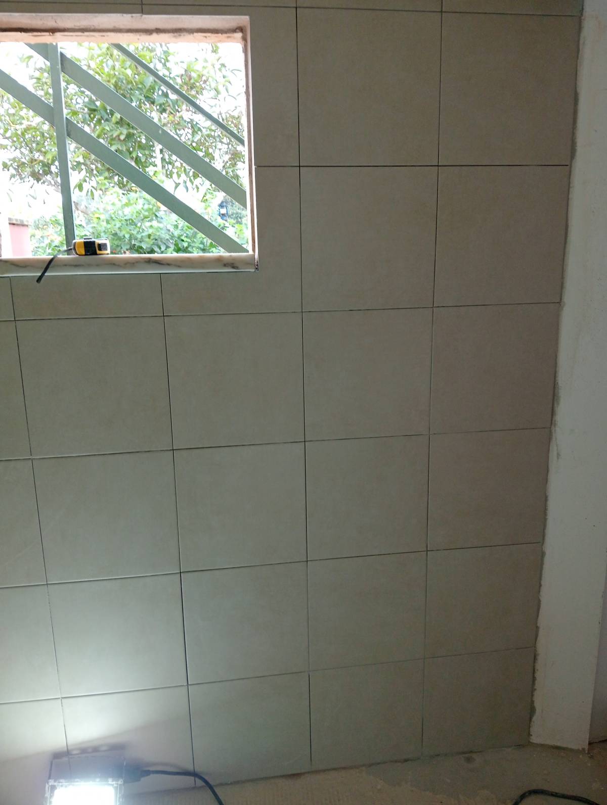 Volutas e arestas unipessoal lda - Rio Maior - Interior Wall Addition