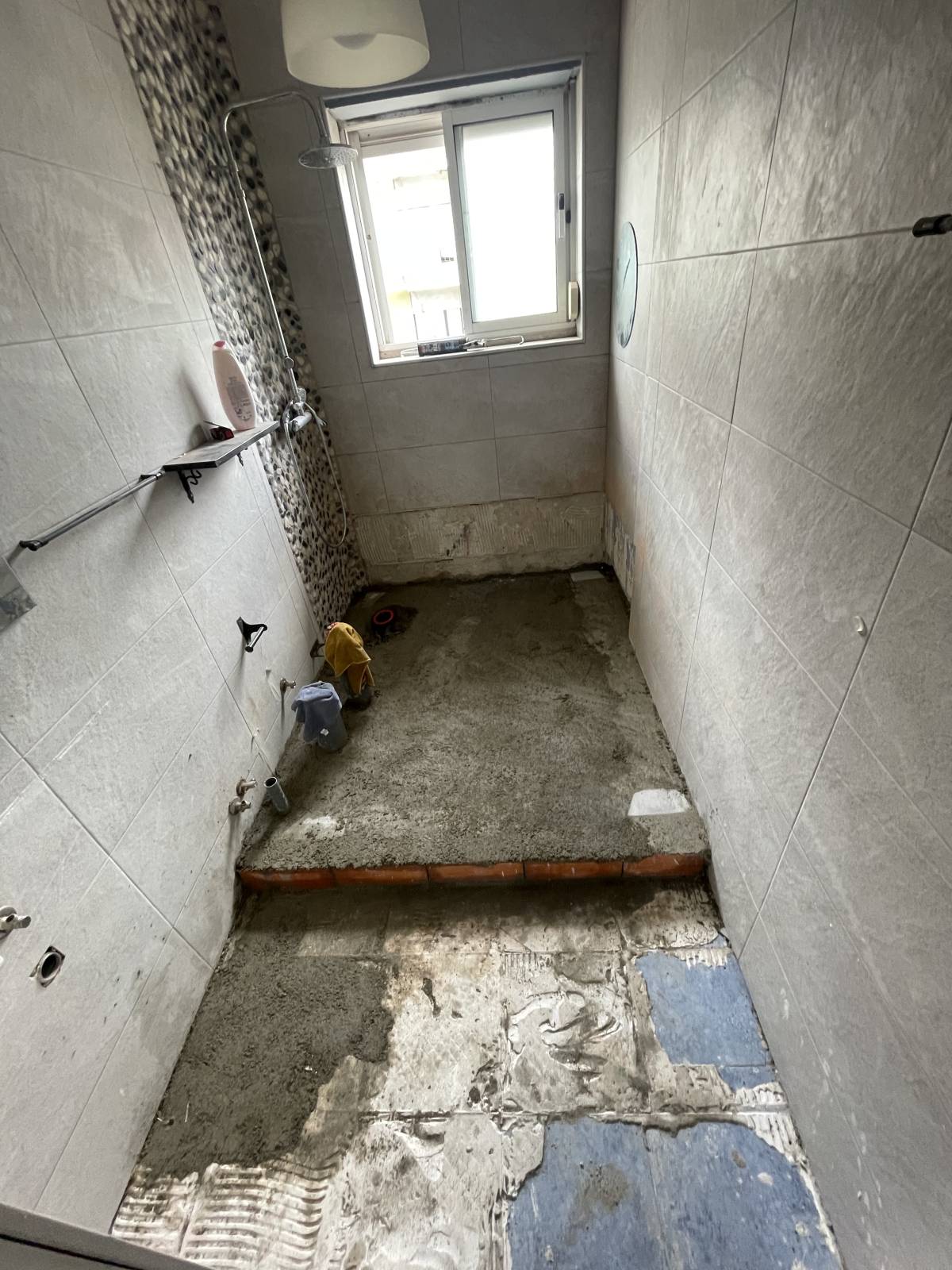 PB resolve - Loures - Azulejos para baños