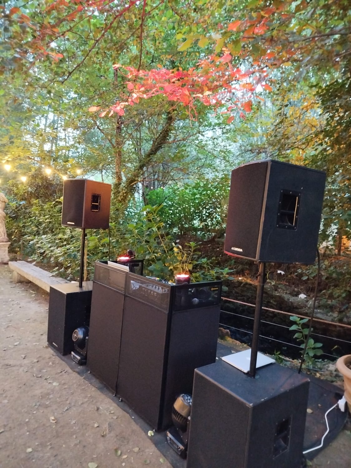 VIZSOUND - ALUGUER SOM E LUZ - Vizela - Aluguer de Equipamento Audiovisual para Eventos