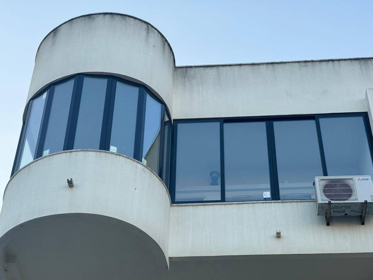 PerfilArte - Soluções em Caixilharia - Sintra - Reparação de Porta