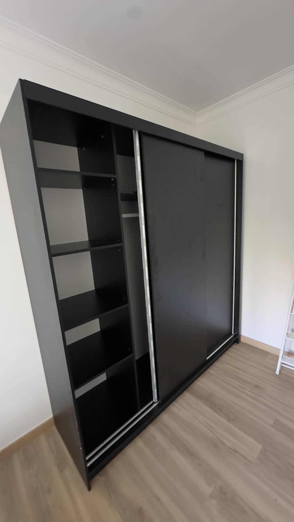 Wesley Finizola - Lisboa - Drapery Repair