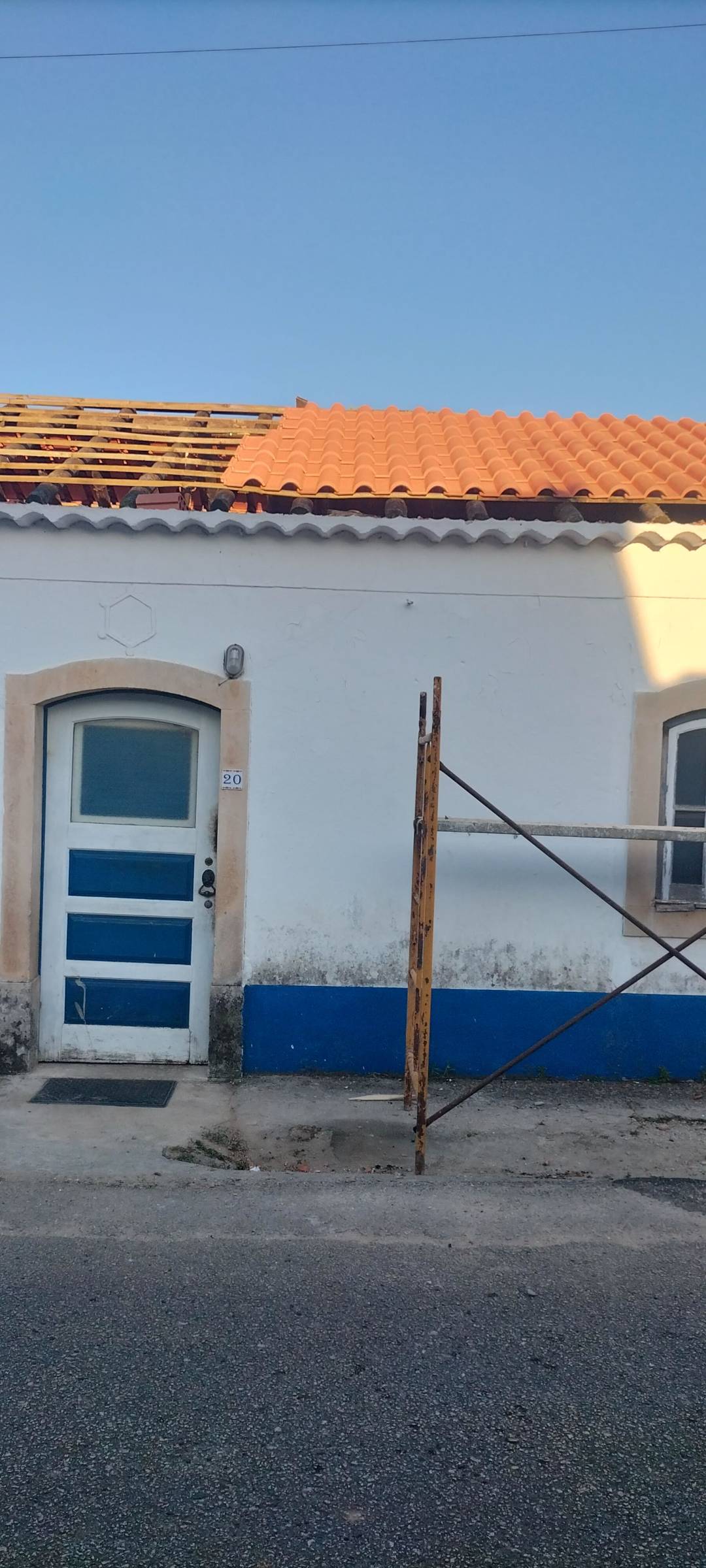 Volutas e arestas unipessoal lda - Rio Maior - House Cleaning (Recurring)