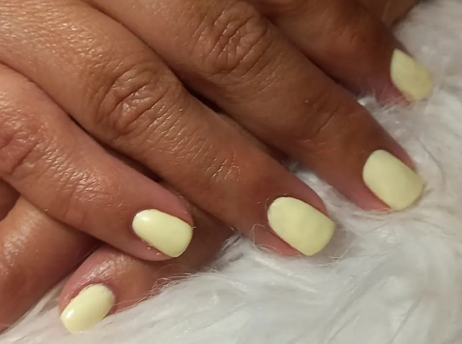 Luisa Gonçalves - Sesimbra - Manicure and pedicure (for women)