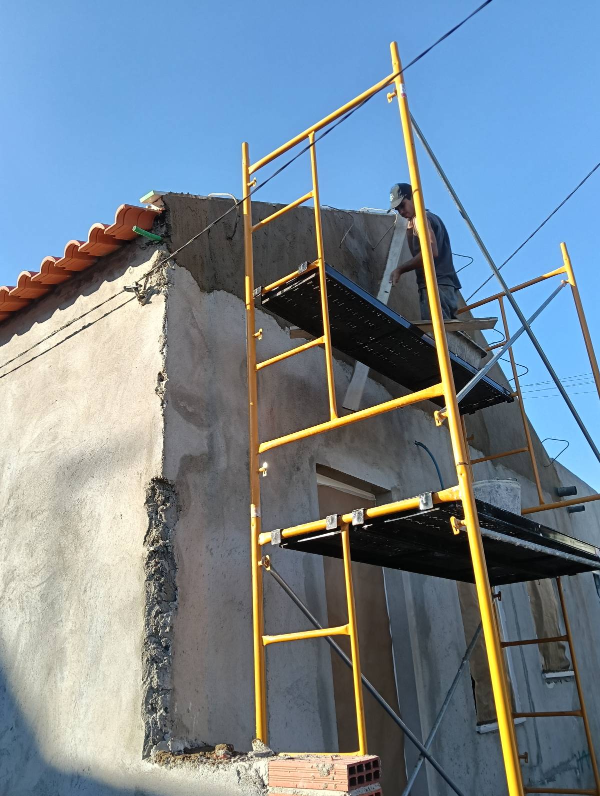 Volutas e arestas unipessoal lda - Rio Maior - Limpieza del hogar (recurrente)