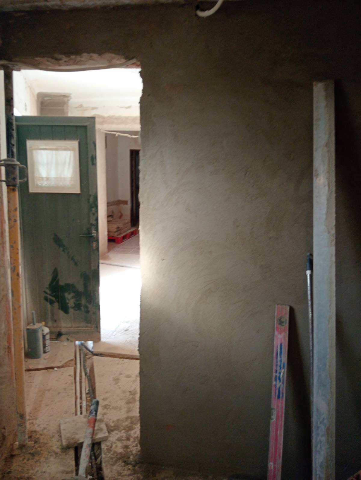 Volutas e arestas unipessoal lda - Rio Maior - Siding Installation, Repair, or Removal