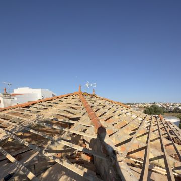 Remodela Construções - Faro - Impermeabilização da Casa