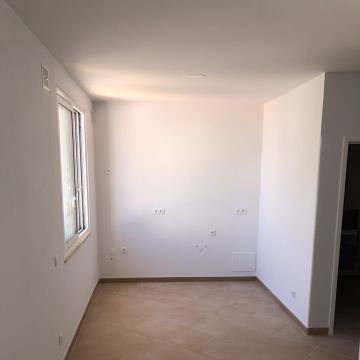 Remodela Construções - Faro - Interior Wall Addition