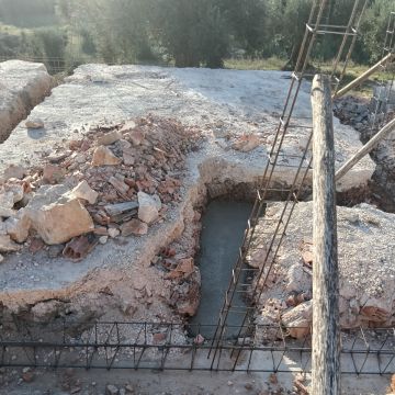 Volutas e arestas unipessoal lda - Rio Maior - Reparación de canaletas