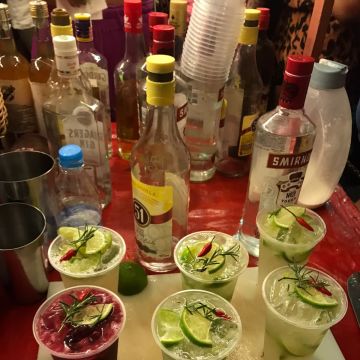 Bartender Junior - Almada - Organização de Festas para Empresas