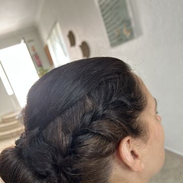 Cristina - Chaves - House Sitting