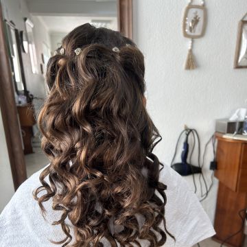 Cristina - Chaves - Wedding Hair Styling