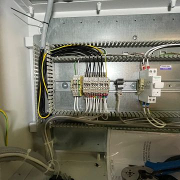 SV Santos & Varela | Eletricidade e Remodelações - Rio Maior - Reparatur  - Ausrüstungen
