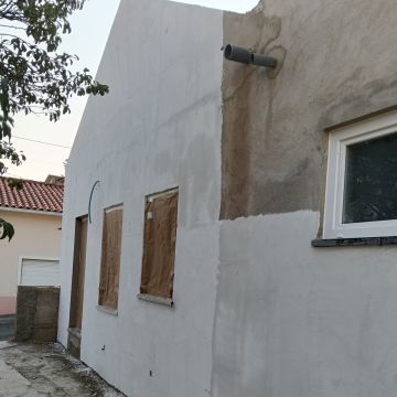 Volutas e arestas unipessoal lda - Rio Maior - Reparación y texturización de placas de pladur