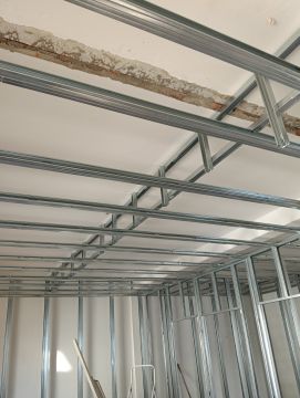 Volutas e arestas unipessoal lda - Rio Maior - Commercial Cleaning