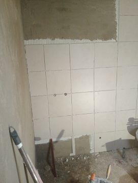 Volutas e arestas unipessoal lda - Rio Maior - Bathroom Tiling