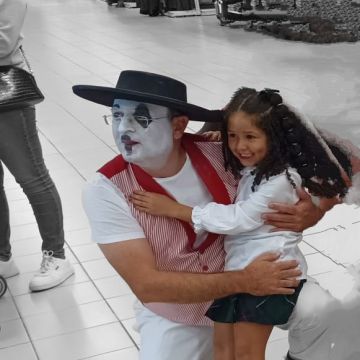 MimoNando - Lisboa - Costumed Character Entertainment