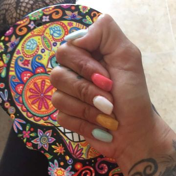 Luisa Gonçalves - Sesimbra - Manicure and pedicure (for women)