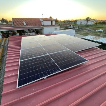 SV Santos & Varela | Eletricidade e Remodelações - Rio Maior - Installation des Sicherungs- oder Verteilerkastens