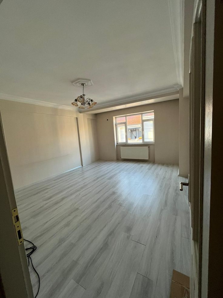 KELVYN ALENCAR PINTURA RESIDENCIAL E OUTROS - Entroncamento - Reparação e Texturização de Paredes de Pladur