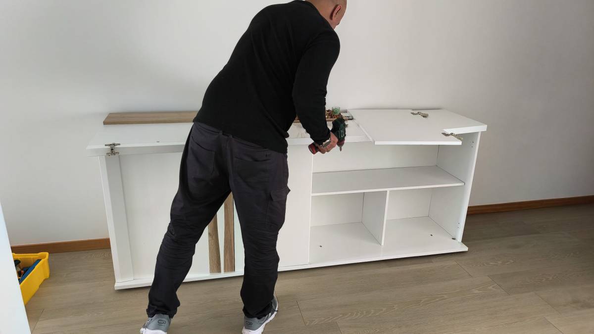 Especialista de Montagem de Mobiliário IKEA