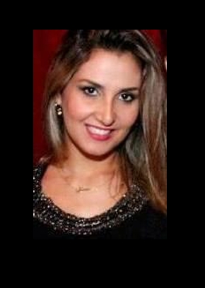 Lucimeire Coelho - Fundão - Suspensão de Quadros e Instalação de Arte