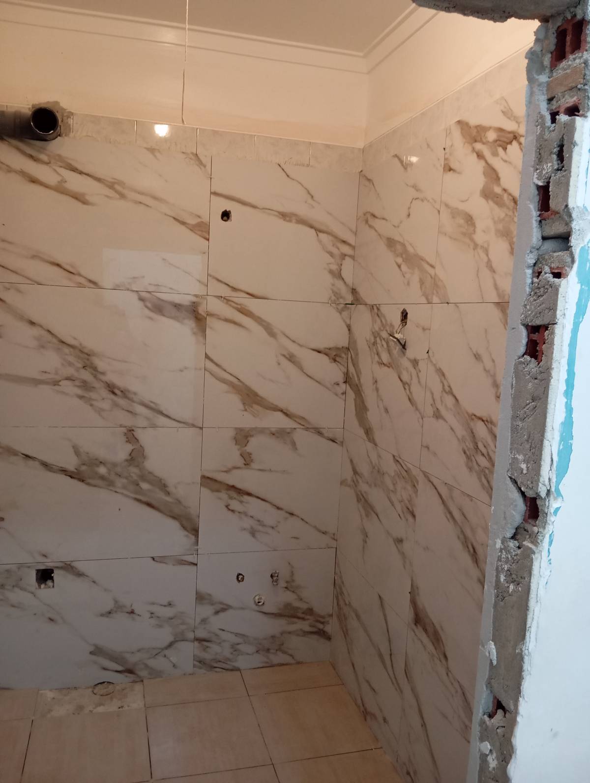 Ewerton Oliveira - Seixal - Instalação de Alcatifa