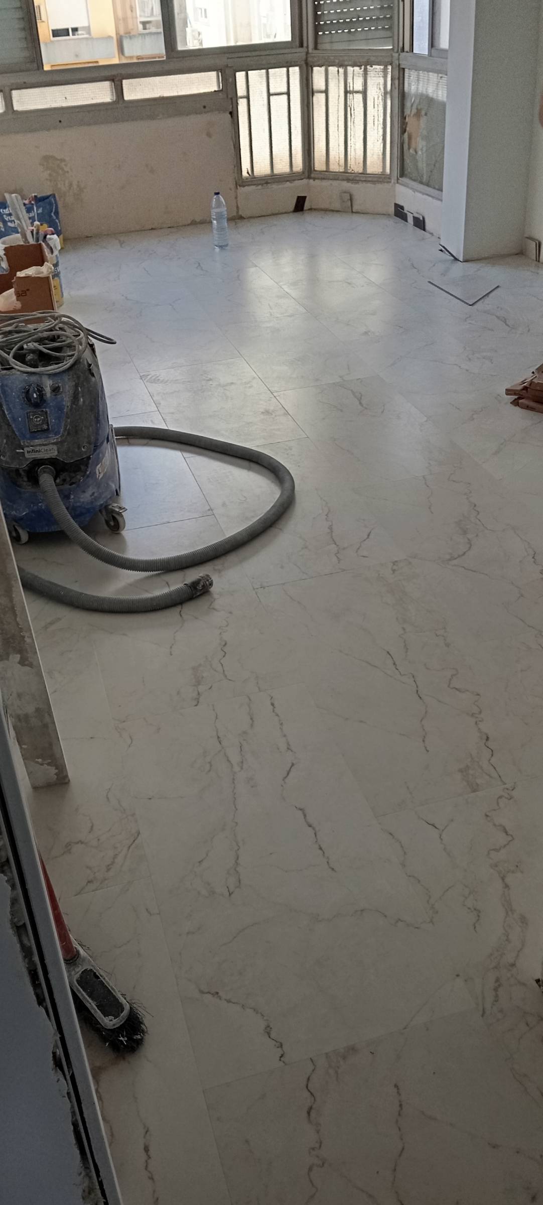 Ewerton Oliveira - Seixal - Reparação de Armários