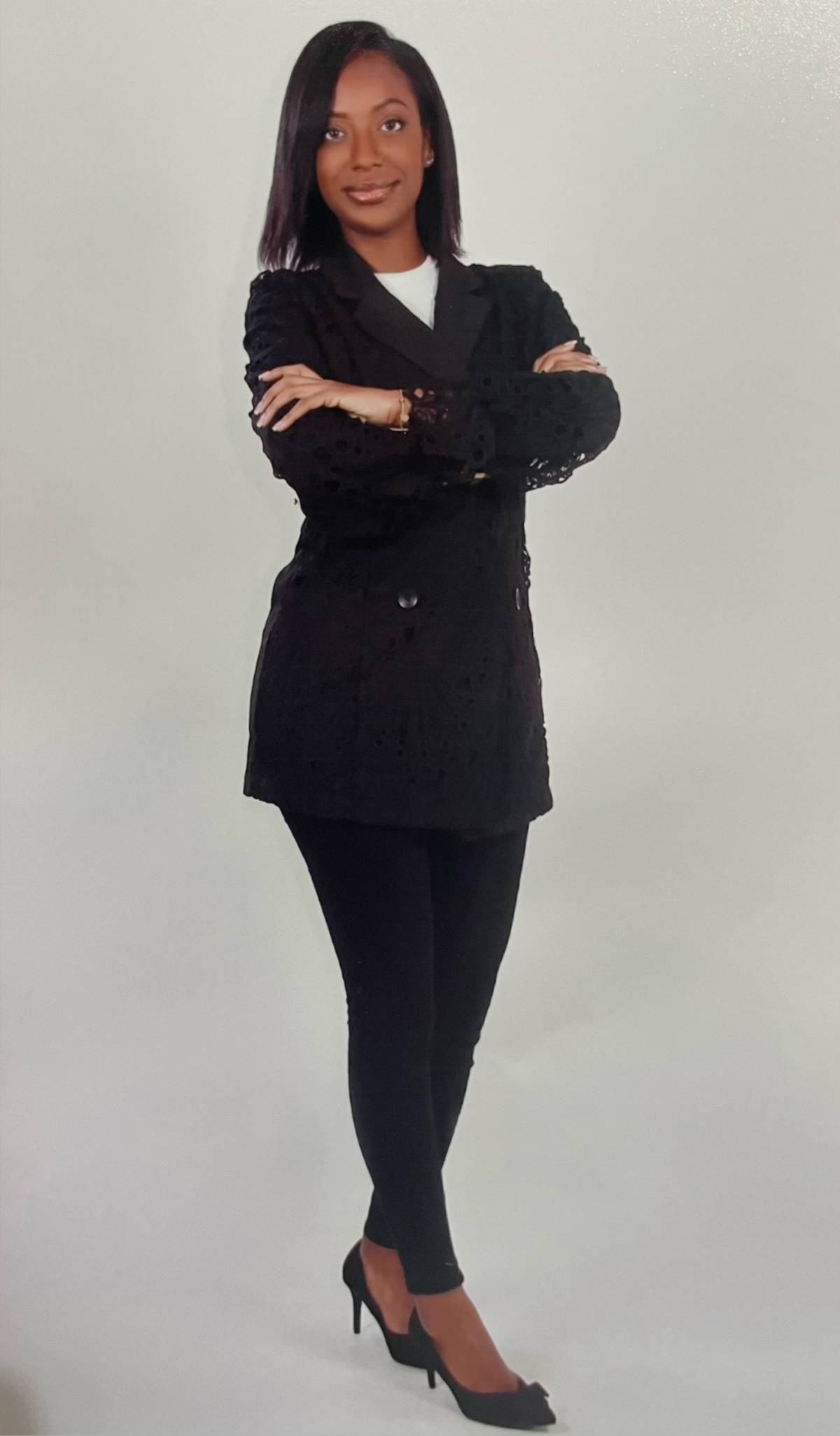 Jessica Gonçalves Viana - Moita - Limpeza de Propriedade
