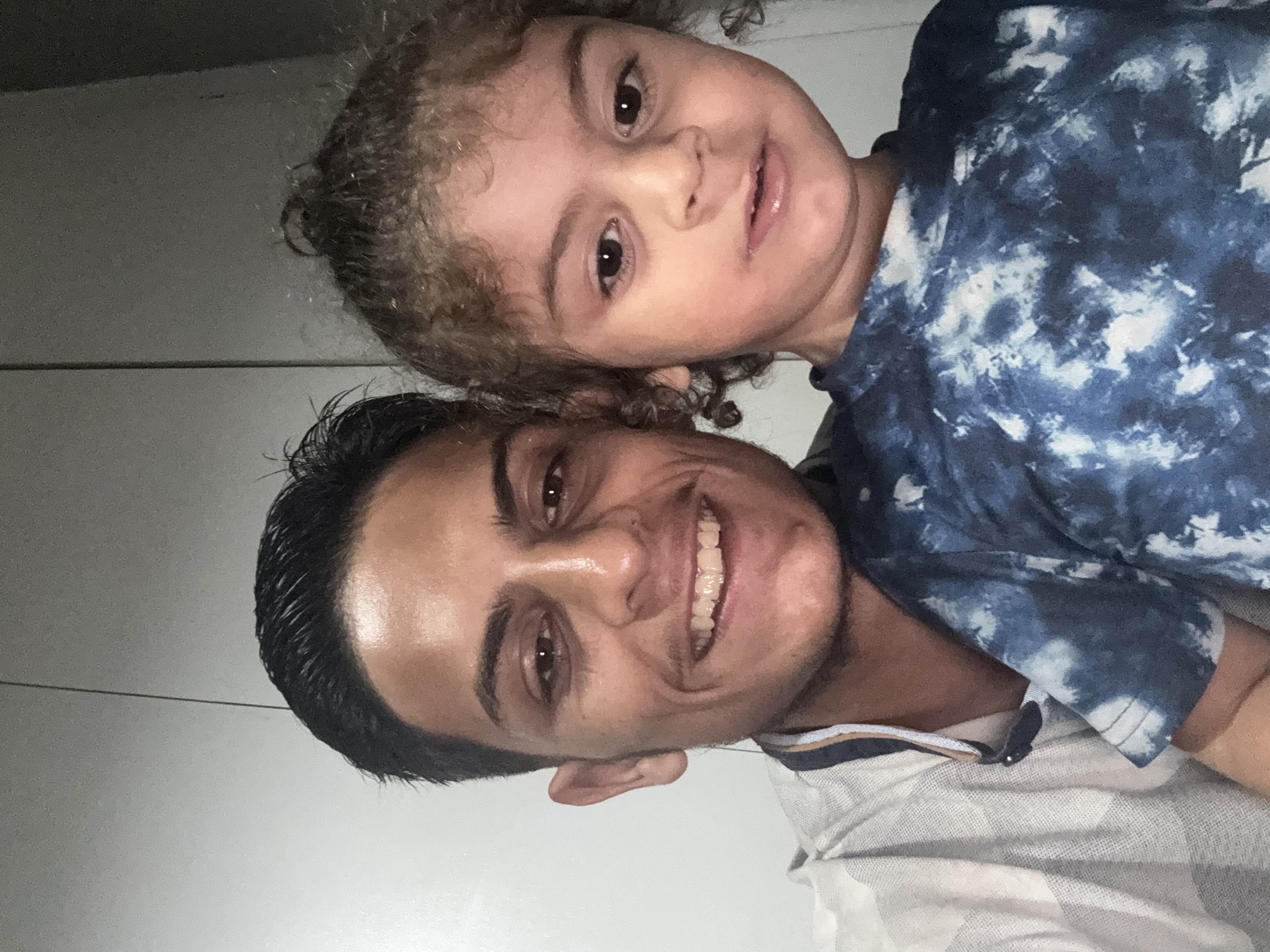 Hugo Alfredo - Vila Nova de Famalicão - Cortar y podar el césped