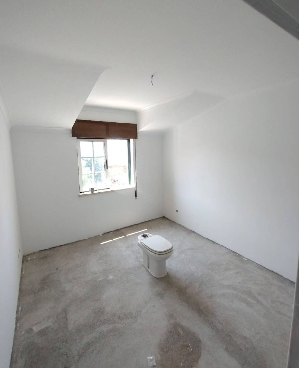 KELVYN ALENCAR PINTURA RESIDENCIAL E OUTROS - Entroncamento - Reparação de Persianas