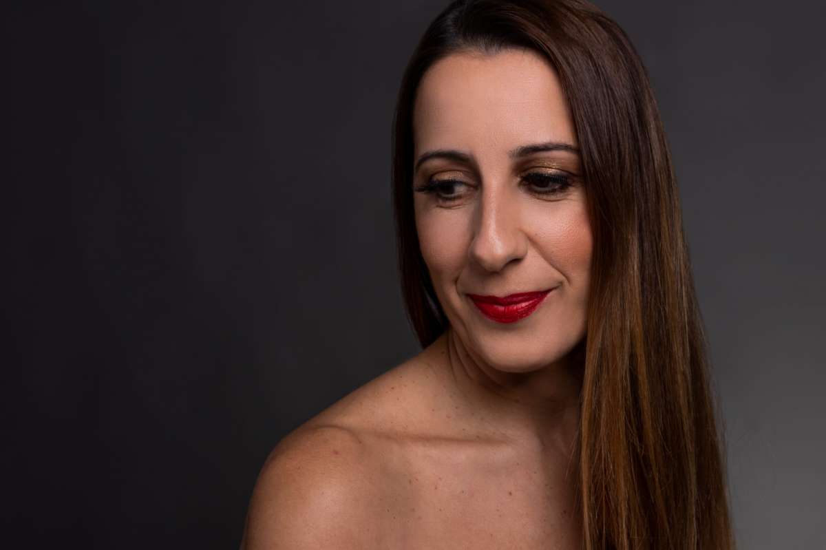 Renata Alcântara - Cascais - Hairdressers and Makeup Artists