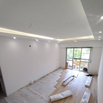 KELVYN ALENCAR PINTURA RESIDENCIAL E OUTROS - Entroncamento - Instalação de Pavimento em Betão