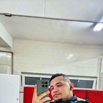 KELVYN ALENCAR PINTURA RESIDENCIAL E OUTROS - Entroncamento - Montagem de Mesa de Bilhar