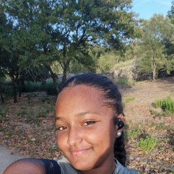Juceila - Sintra - Babysitting