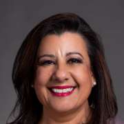 Renata Alcântara - Cascais - Hairdressers and Makeup Artists