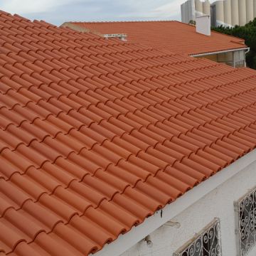 Ewerton Oliveira - Seixal - Montagem de Mesa de Bilhar