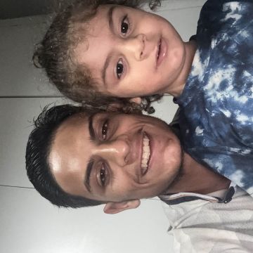 Hugo Alfredo - Vila Nova de Famalicão - Cortar y podar el césped