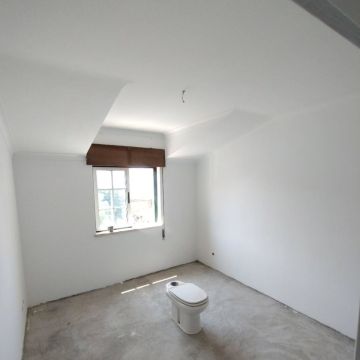 KELVYN ALENCAR PINTURA RESIDENCIAL E OUTROS - Entroncamento - Reparação de Persianas
