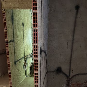 Wolf work remodelação - Almada - Caulking