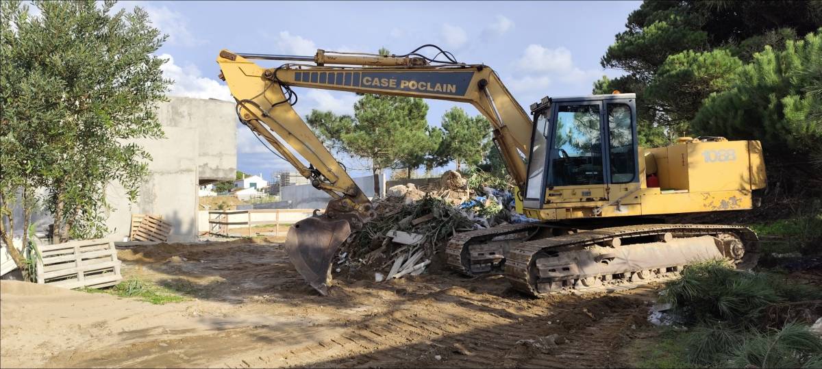 Hmax escavação e movimentação de terras - Lisboa - Gelände planieren (Großflächig)