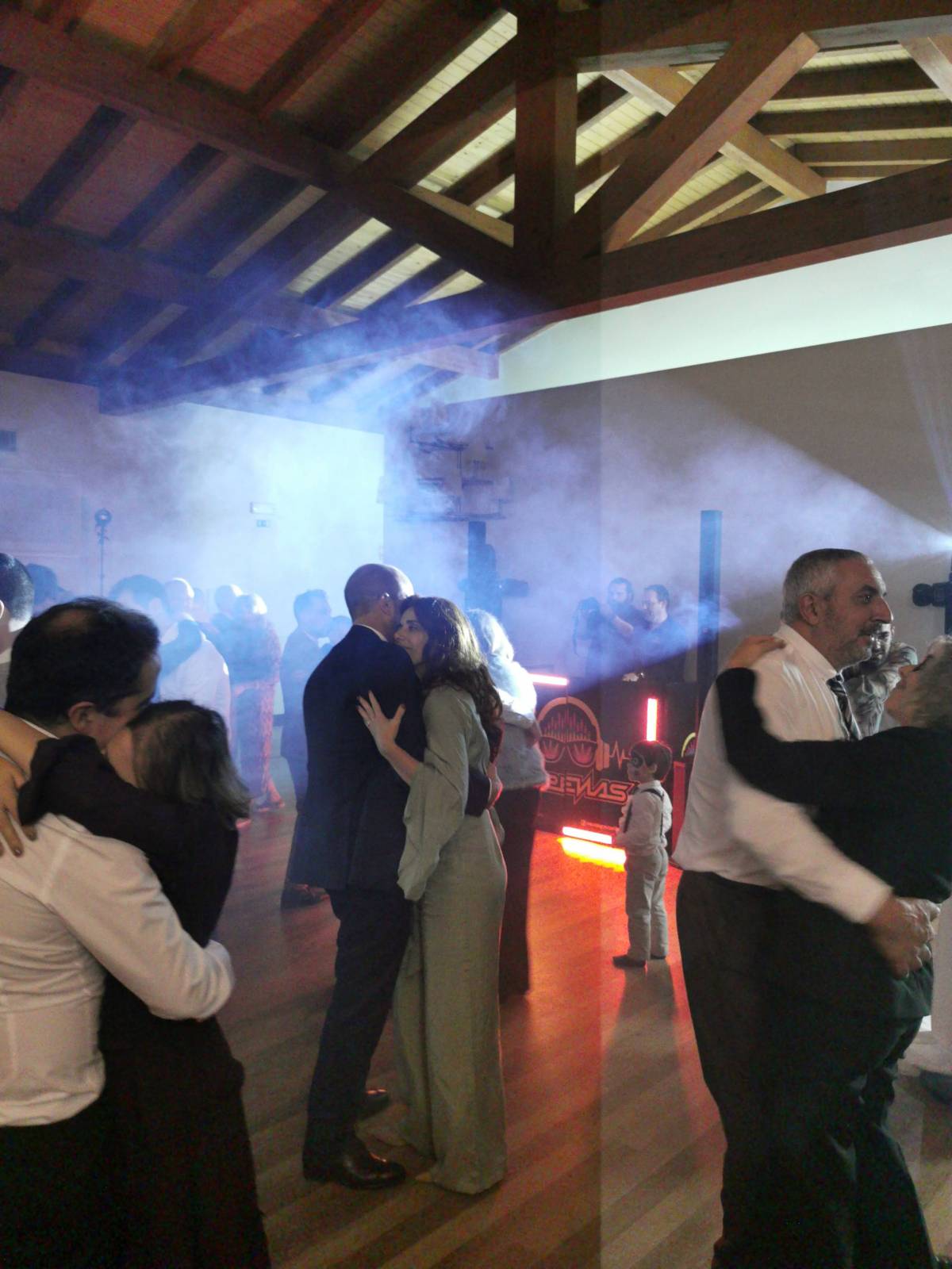 DJ Renas - Renas Party Groove - Anadia - Event DJ