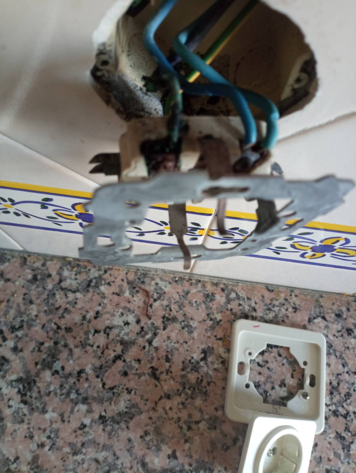 Gabriel Miranda - Salvaterra de Magos - Electrical