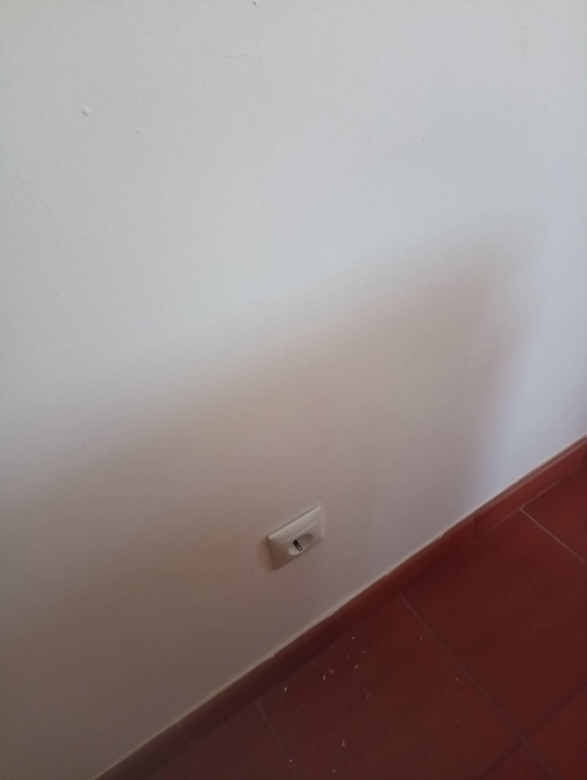 Gabriel Miranda - Salvaterra de Magos - Electrical and Wiring Issues